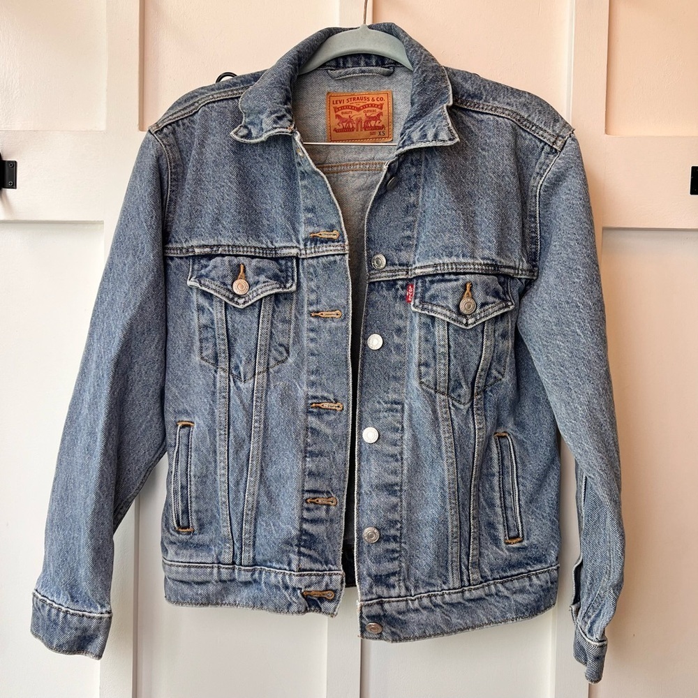 Levi’s Classic Denim Trucker Jacket Size XS Cowgirl Western Boho Peasant Horse - Picture 2 of 9